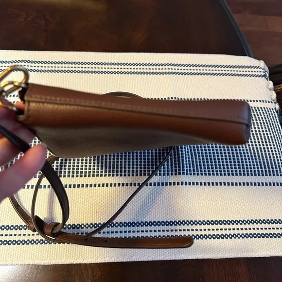 NWOT Tory Burch Mercer Chocolate Pebbled Leather Crossbody Bag - Picture 5 of 6